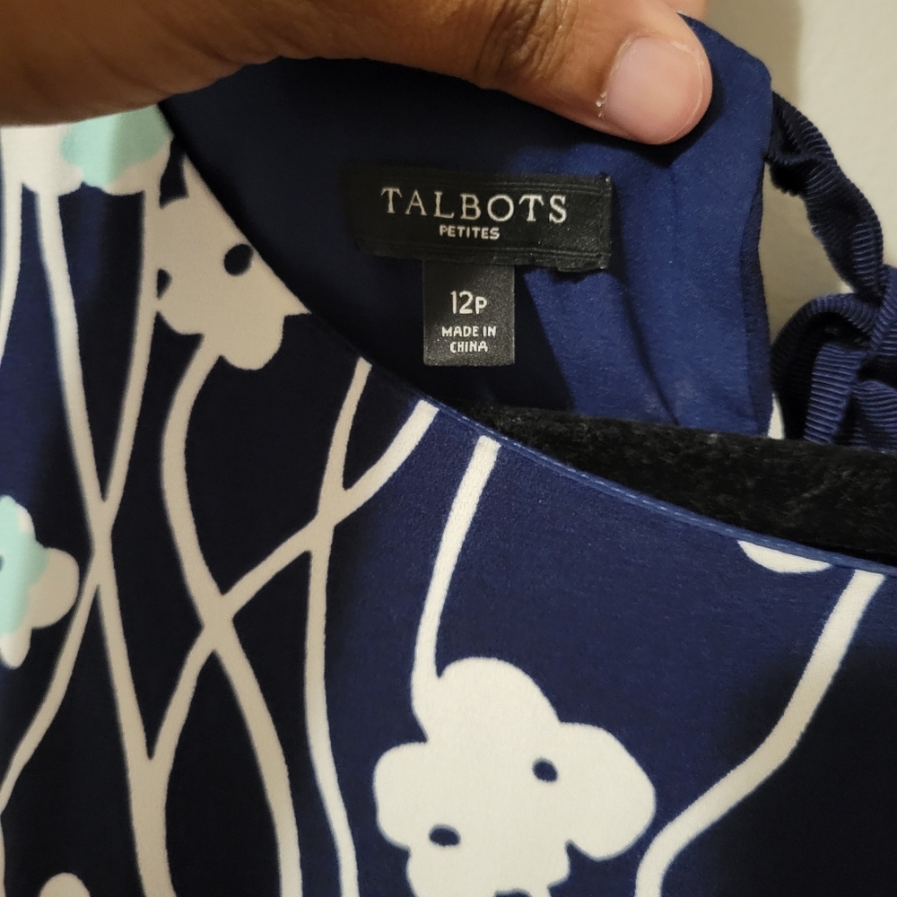 Talbots Blossom Blue Floral Pattern Shift Dress With Bell Sleeves. Size 12P. - Picture 8 of 9
